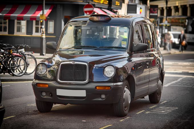 black cab taxi UK 