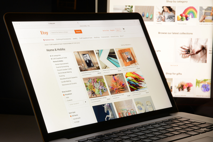 Etsy website on the screen of a laptop